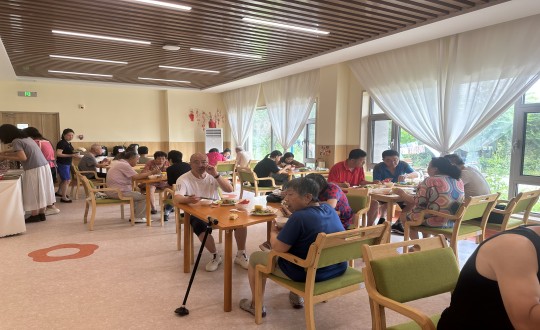 2024年8月10日，养老公司“亲亲邻里食堂”盛大开业_副本.jpg